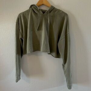 Forever 21 Large Cropped Long Sleeve Fleece Hoodie Drawstring Hood